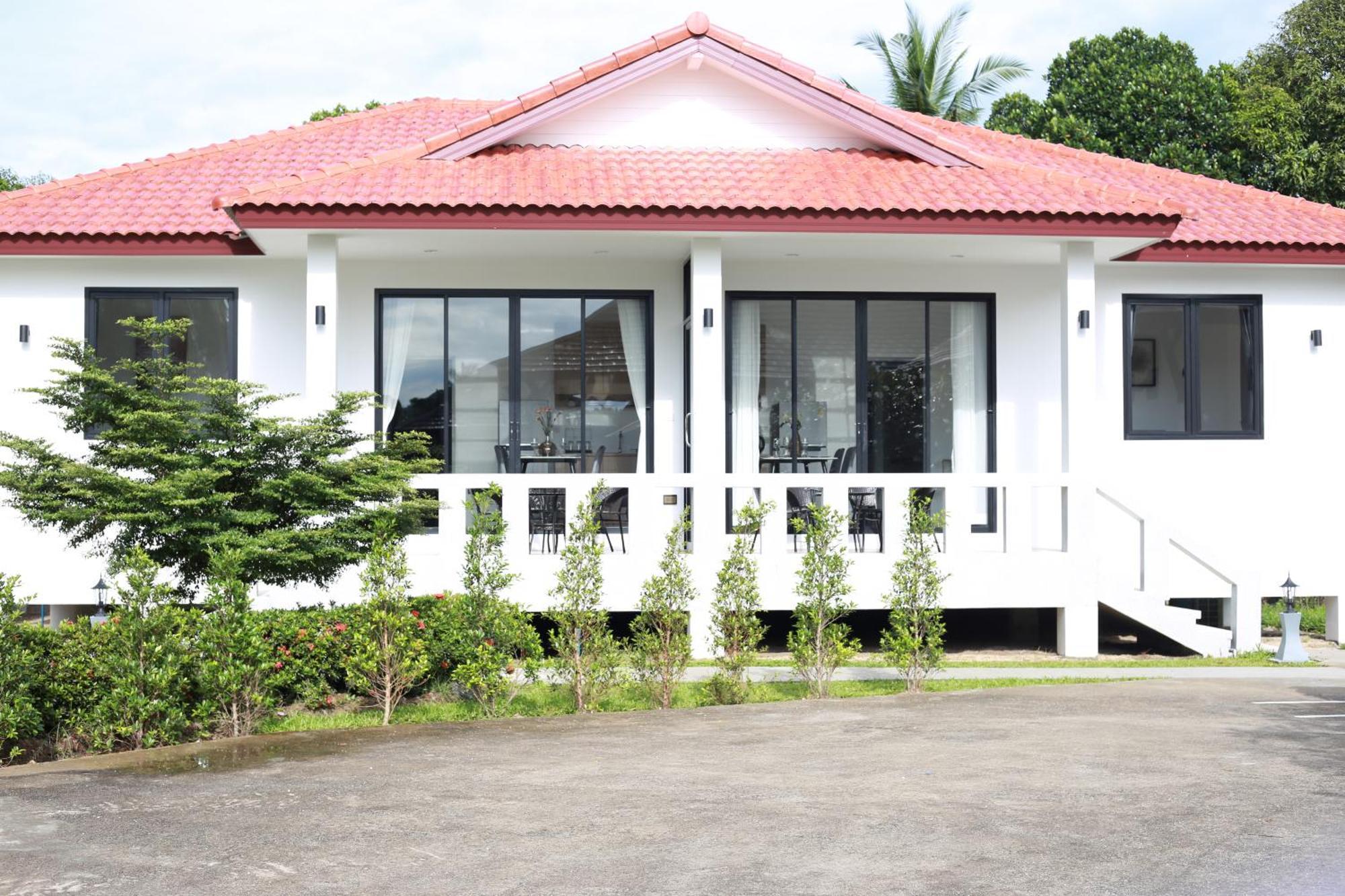 Shangrilah Bungalow Hotel Mae Nam Exterior photo